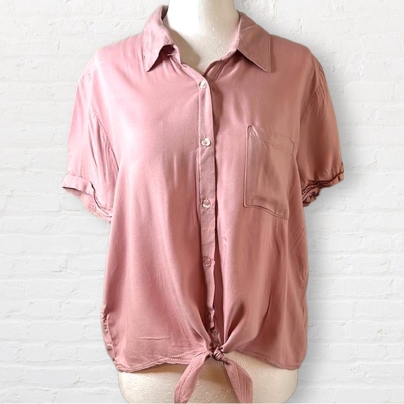 Pink Republic pink cuffed short sleeve button front top ties @ waist pocket SZ L - Picture 1 of 10